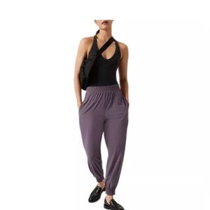 Athleta  Violet Purple Savannah Featherweight Leisure Jogger Pants, Size 20 NEW